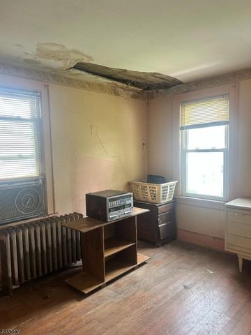 116 3rd St, Ridgefield Park Village, NJ 07660