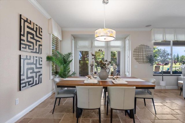 1152 Castleberry Ln, Lincoln, CA 95648