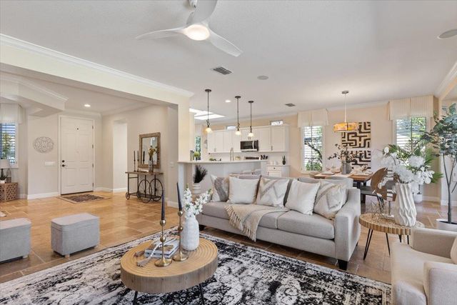 1152 Castleberry Ln, Lincoln, CA 95648