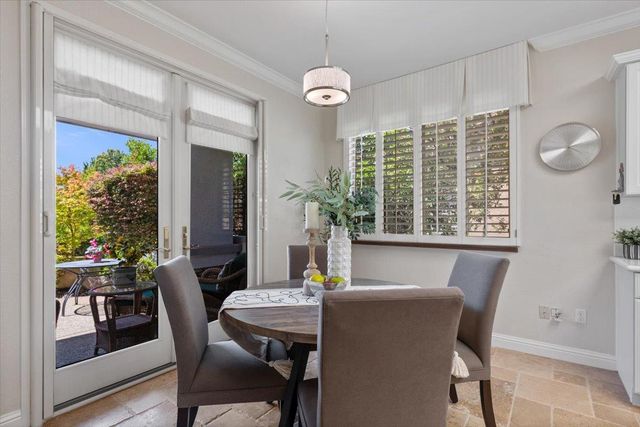 1152 Castleberry Ln, Lincoln, CA 95648