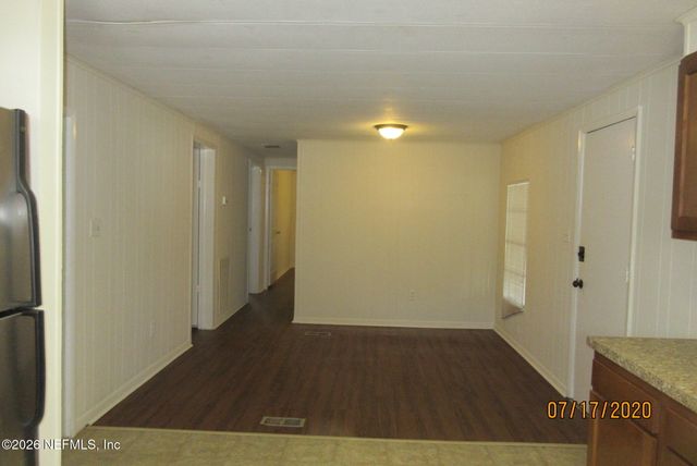 7614 CLUB DUCLAY Drive, Jacksonville, FL 32244