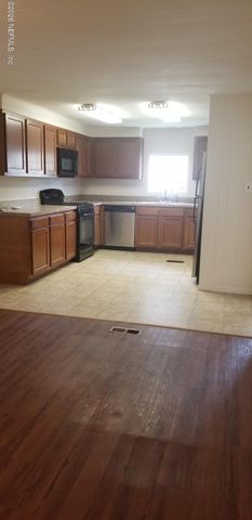 7614 CLUB DUCLAY Drive, Jacksonville, FL 32244