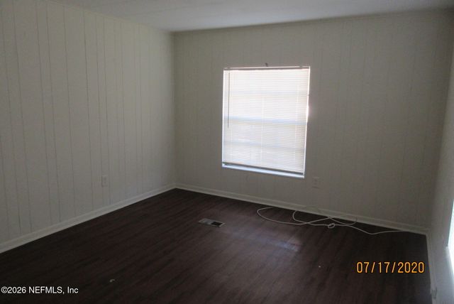 7614 CLUB DUCLAY Drive, Jacksonville, FL 32244