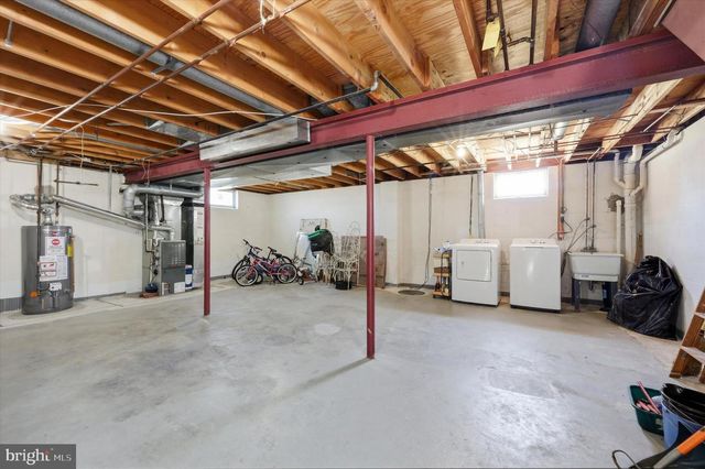 234 BROOMALL ST, Folsom, PA 19033