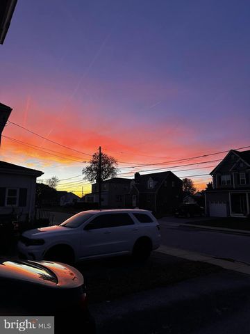 234 BROOMALL ST, Folsom, PA 19033