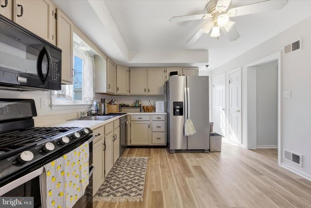 234 BROOMALL ST, Folsom, PA 19033