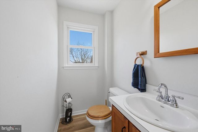 234 BROOMALL ST, Folsom, PA 19033