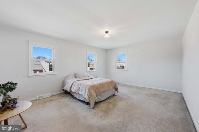 234 BROOMALL ST, Folsom, PA 19033