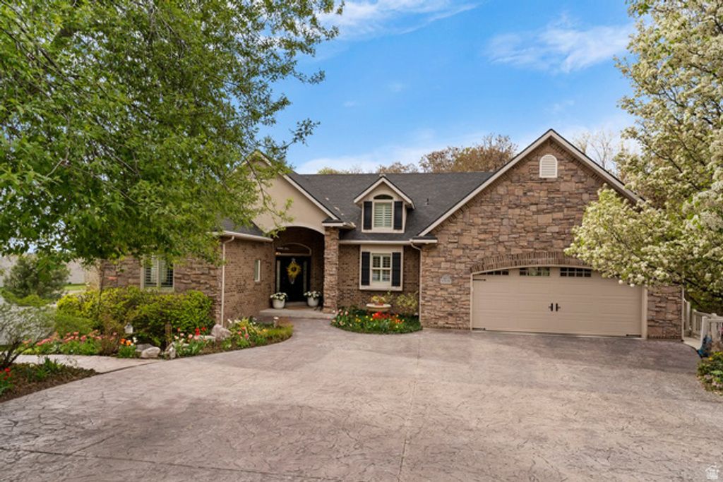 163 E 1400 S, Kaysville, UT 84037