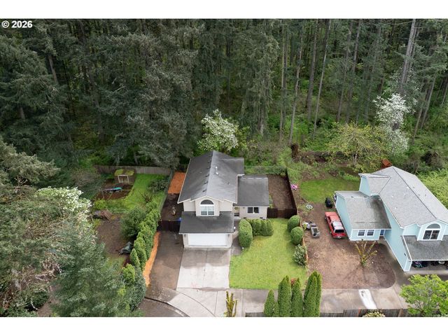 14300 Se CENTER St, Portland, OR 97236