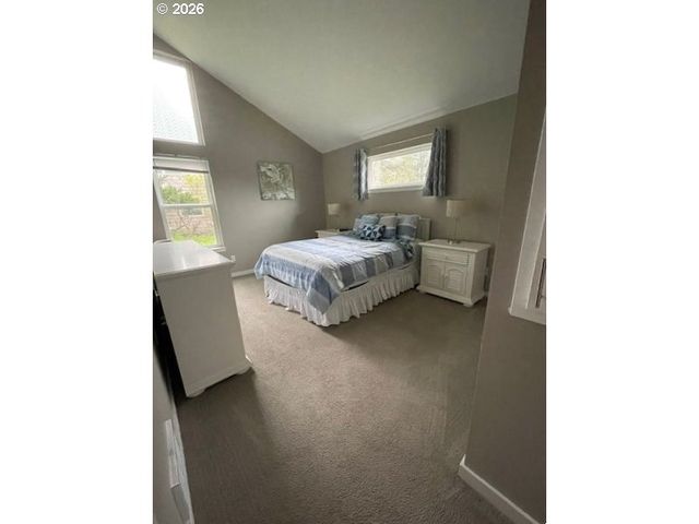 8545 SONG St, Rockaway Beach, OR 97136