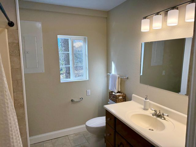 296 Auburn Road, Branson, MO 65616