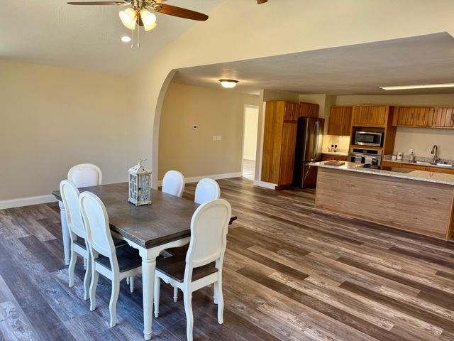 296 Auburn Road, Branson, MO 65616