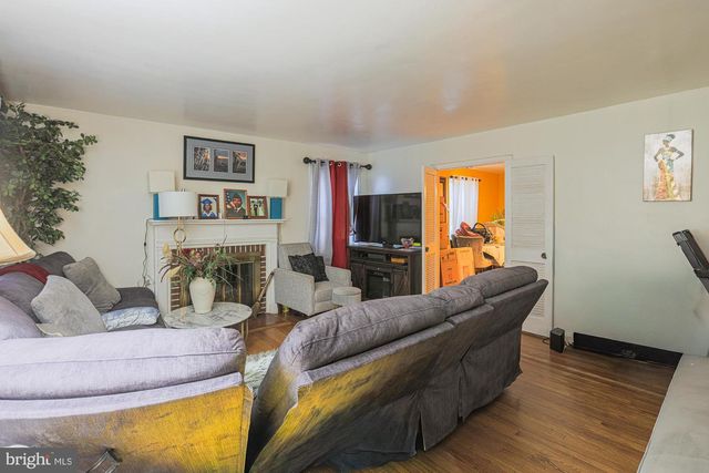 1800 BURNWOOD RD, Baltimore, MD 21239