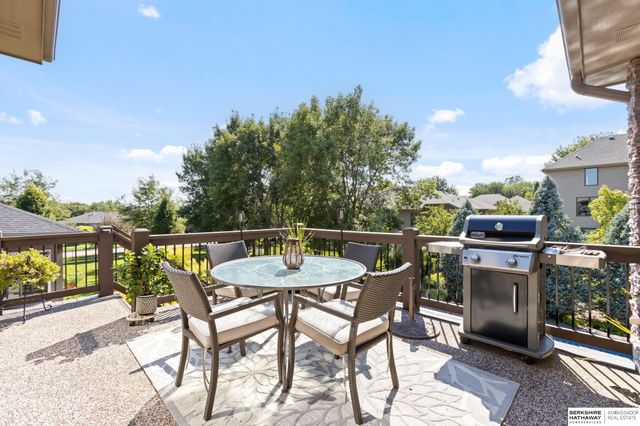 1324 S 199th Street, Omaha, NE 68130
