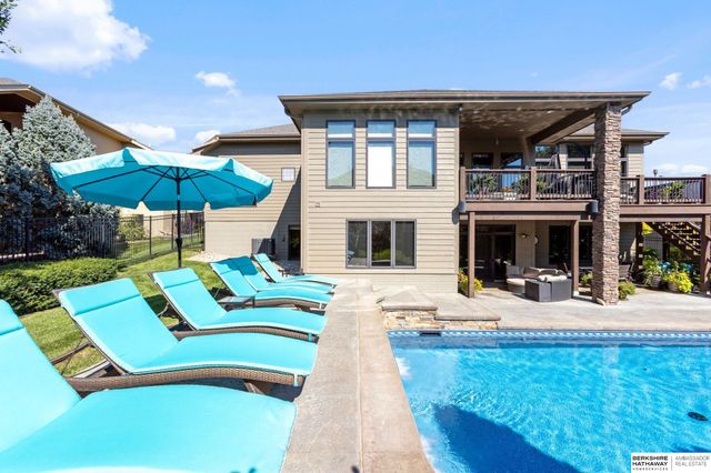 1324 S 199th Street, Omaha, NE 68130