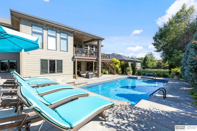 1324 S 199th Street, Omaha, NE 68130