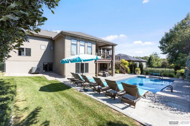 1324 S 199th Street, Omaha, NE 68130