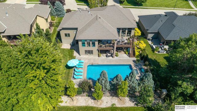 1324 S 199th Street, Omaha, NE 68130