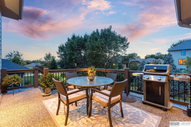 1324 S 199th Street, Omaha, NE 68130