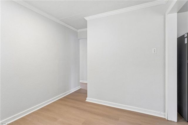11 Woodhaven RD, Newport News, VA 23608