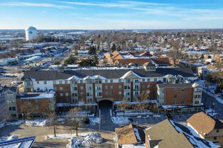 100 N Bokelman Street 325, Roselle, IL 60172