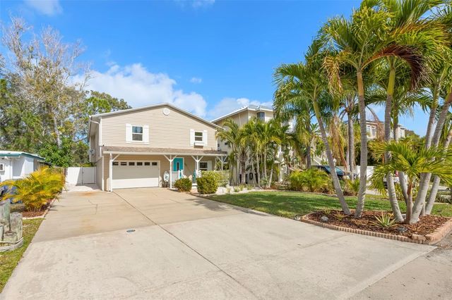 350 KENTUCKY AVENUE, Crystal Beach, FL 34681