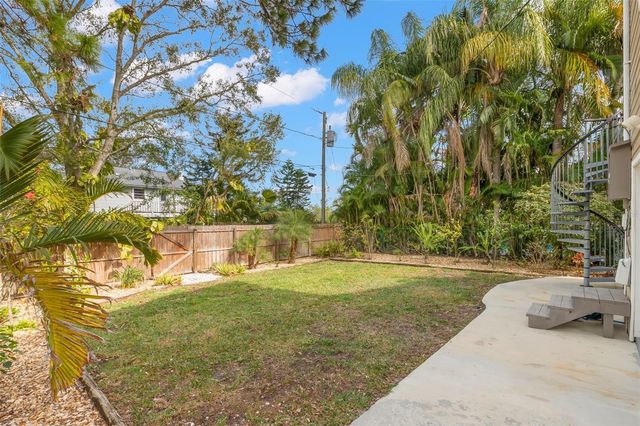 350 KENTUCKY AVENUE, Crystal Beach, FL 34681