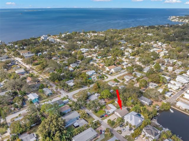 350 KENTUCKY AVENUE, Crystal Beach, FL 34681
