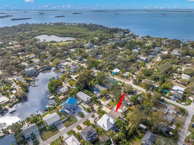 350 KENTUCKY AVENUE, Crystal Beach, FL 34681