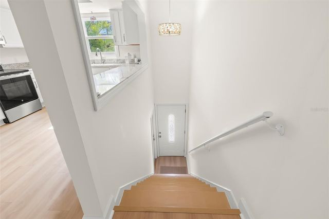 350 KENTUCKY AVENUE, Crystal Beach, FL 34681