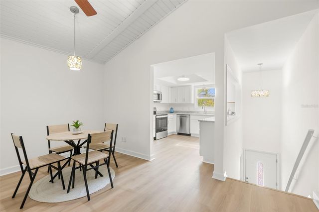 350 KENTUCKY AVENUE, Crystal Beach, FL 34681