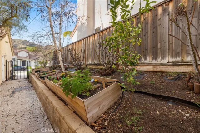 14716 Sundance Place, Canyon Country, CA 91387