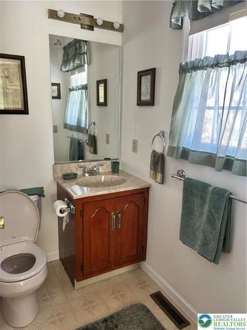 5602 Grace Avenue, Bethlehem City, PA 18017