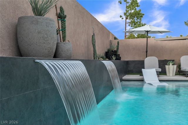 11468 Snow Creek Avenue, Las Vegas, NV 89135