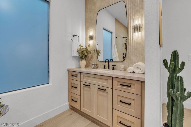 11468 Snow Creek Avenue, Las Vegas, NV 89135