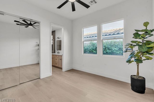 11468 Snow Creek Avenue, Las Vegas, NV 89135