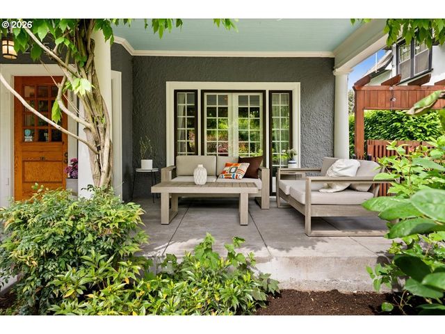 2815 Ne 15TH Ave, Portland, OR 97212