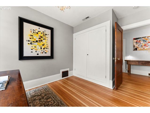 2815 Ne 15TH Ave, Portland, OR 97212