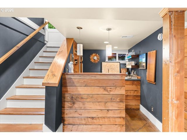 2815 Ne 15TH Ave, Portland, OR 97212