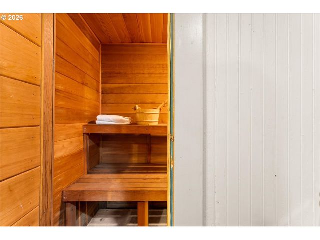 2815 Ne 15TH Ave, Portland, OR 97212