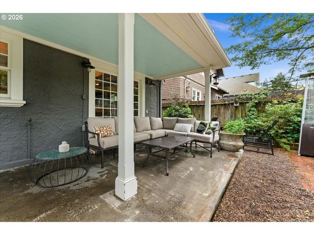 2815 Ne 15TH Ave, Portland, OR 97212