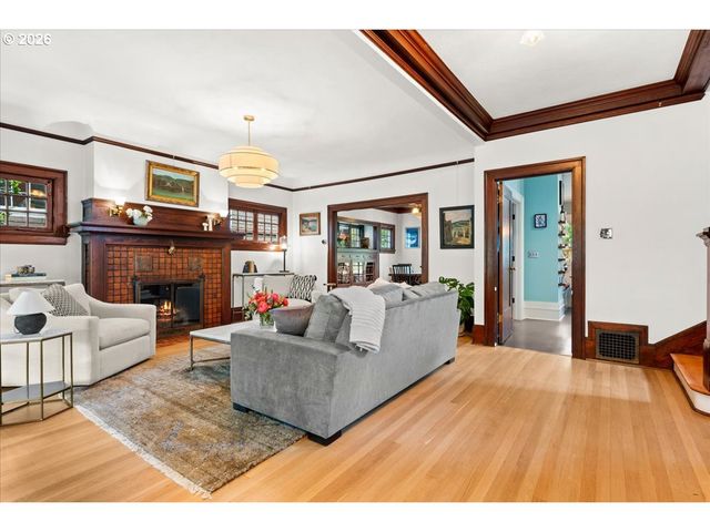 2815 Ne 15TH Ave, Portland, OR 97212