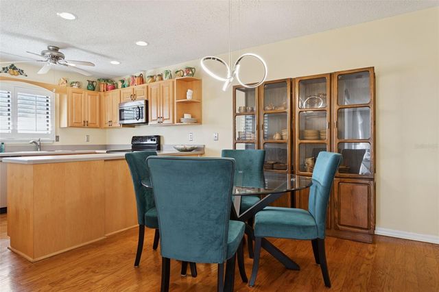 15338 E POND WOODS DRIVE 15338, Tampa, FL 33618