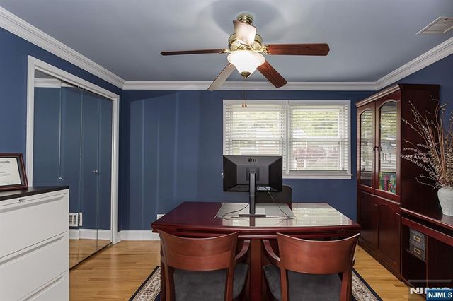 16 Barbara Way, Wayne, NJ 07470