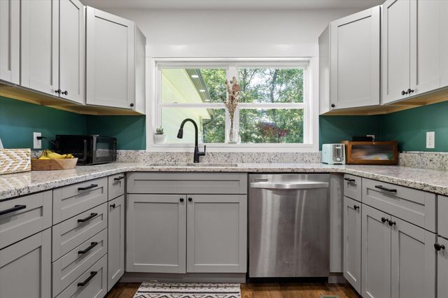 4328 Norcross Road, Hixson, TN 37343
