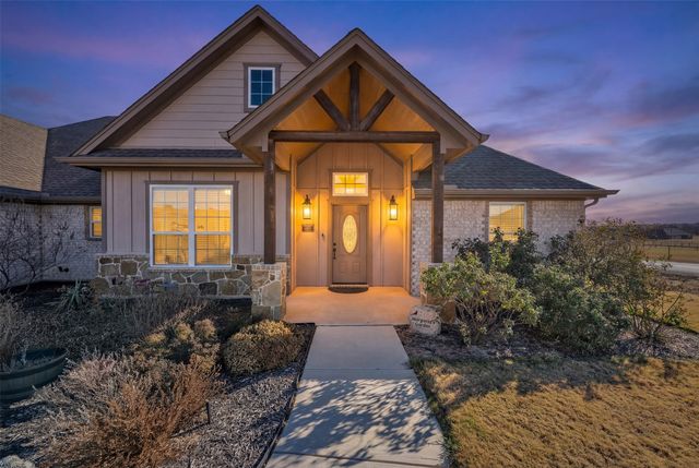 3000 Westfork Way, Springtown, TX 76082