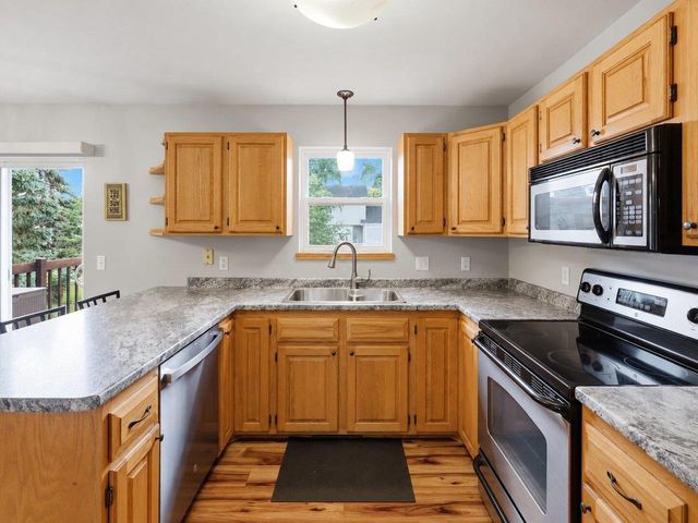 2826 Tucson Trail, Madison, WI 53719