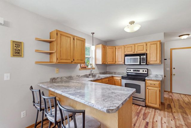 2826 Tucson Trail, Madison, WI 53719