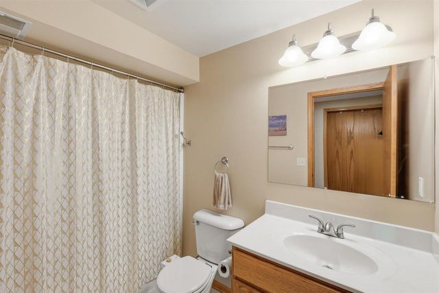 2826 Tucson Trail, Madison, WI 53719